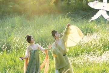 Valentine's Day Hanfu Styling: A Timeless Romantic Confession