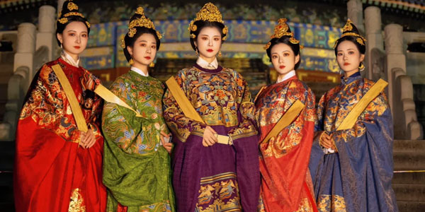 Why Are Most Hanfu Wearers Women?